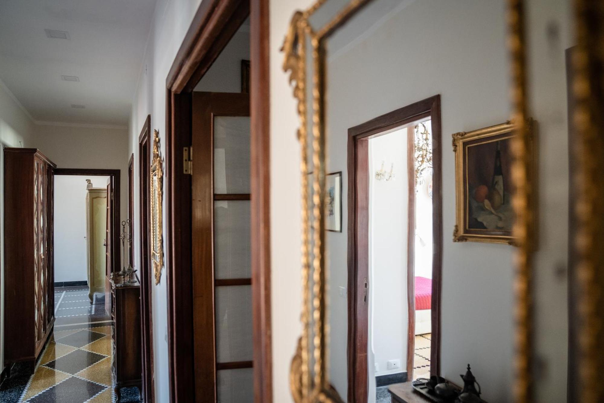 The Chandelier Γένοβα Εξωτερικό φωτογραφία